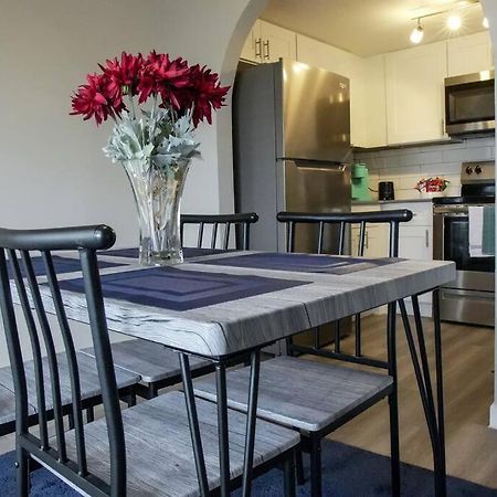 2 Bedroom Minutes From Las Vegas Strip And Airport Exterior photo